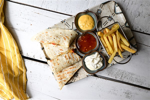 QUESADİLLA